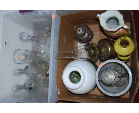 A box of modern glassware, to include decanters; together with a lacquered brass oil lamp, oil lamp fittings, Staffordshire v