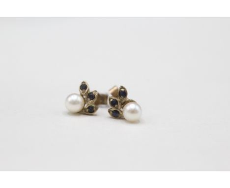 9ct gold sapphire &amp; cultured pearl stud earrinmgs (0.8g) 