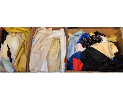 Textiles - a quantity of fabric remnants and pieces to include silk, cotton, wool, velvet etc