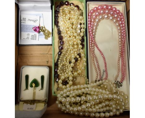 Costume Jewellery - a 9ct gold chain, with faceted flamingo topaz pendant; simulated pearls; jade pendant and earring suite; 