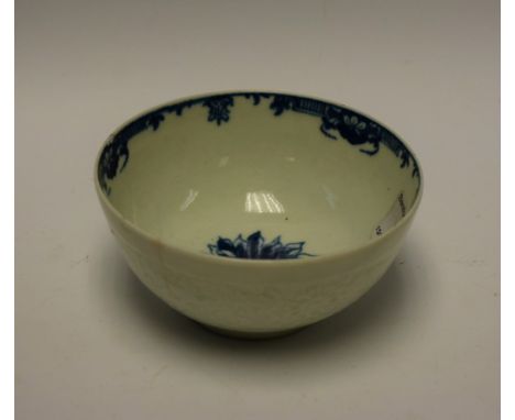 An early Worcester blue and white bowl