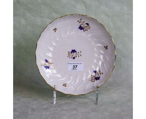 An early 19th century Worcester Barr, Flight & Barr period sweetmeat plate, having hand painted floral sprays and gilt finish