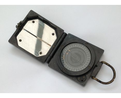 WW2 British Compass, Magnetic, Marching, Mark I. Maker marked T&amp;G Co Ltd. Serial number B27582