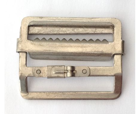 WW2 British RAF Battledress Blouse Waistbelt Buckle Secret Escape Compass. Un-issued condition. No makers marks. The central 
