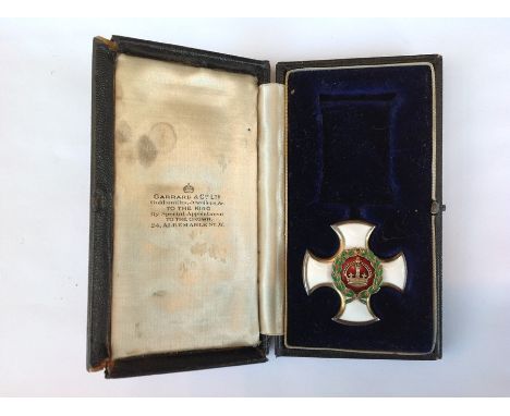 Victorian British DSO in case of issue. Medal has no suspension or ribbon. Chips to enamel to reverse. Lid to case a/f.CONDIT