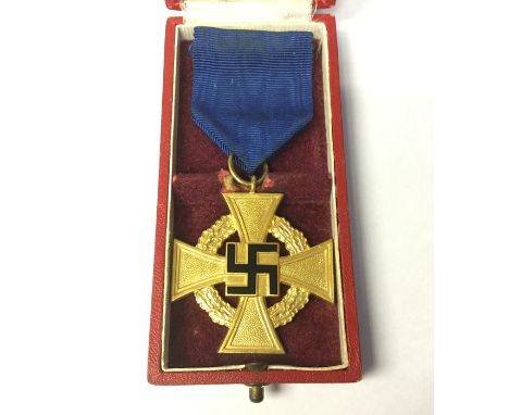 WW2 Third Reich&nbsp;Treue Dienst Ehrenzeichen, 40 Jahre - Faithful Service Award, 40&nbsp; years. No makers mark to ring. Co