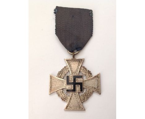 WW2 Third Reich Treue Dienst Ehrenzeichen, 25 Jahre - Faithful Service Award, 25 years. Complete with original ribbon. No mak