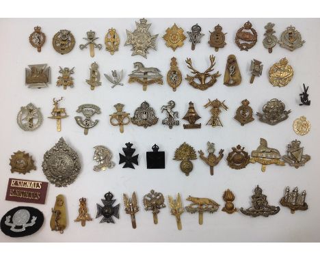 A collection of restrike WW1/WW2 British Army cap badges. Approx 50 in total to include SAS, AAC, Lincolns, Artists Rifles, W