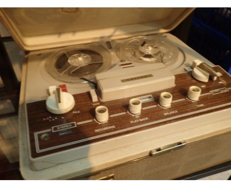 Vintage Cossor reel to reel tape recorder 