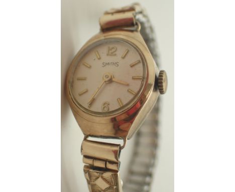 9ct gold Smiths ladies wristwatch CONDITION REPORT: This item is working at lotting.