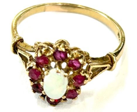 Ladies 9ct garnet and opal dress ring, ring size R, overall weight 2.5g