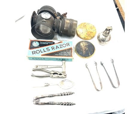 Selection of vintage collectable items to include a Rolls Razor, EPNS items, Carbuoy lamp etc