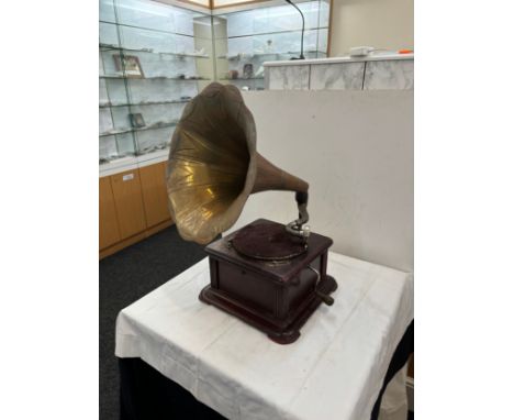 Vintage Horn Gramophone, untested 28 inches tall