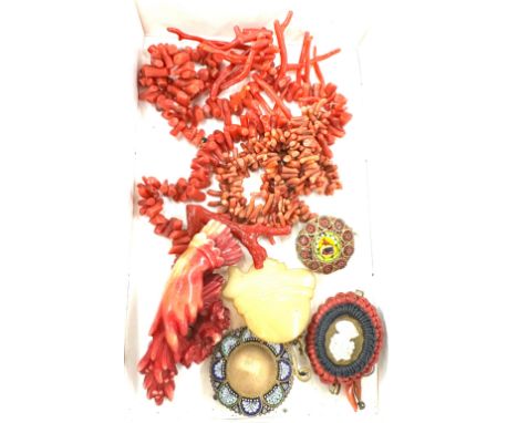 Quantity of vintage coral bracelets and vintage brooches