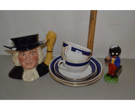 Quantity of ceramics including, a commemorative fairwell Golly figure, limited edition number 663 of 2000 together with a Mr 