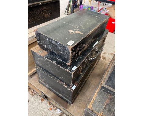 Pine tool trunk and 2 carpenters boxes including tools