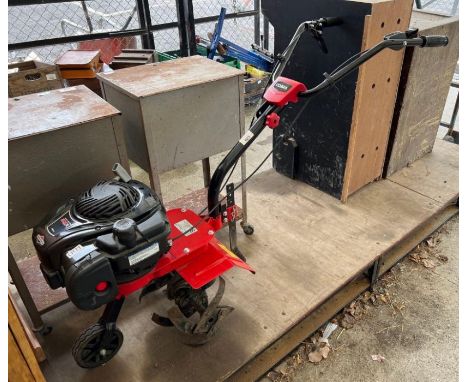 Cobra rotovator with Briggs and Stratton engine
