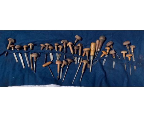 A large collection of miniature fine carving lathe tools 