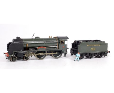 A Wills Finecast kit built whitemetal schools class engine and tender Southern green 931 'Kings Wimbledon' (G)