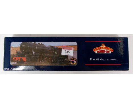 A Bachmann 32-254 WD 2-8-0 Austerity engine and tender LNER black No. 3085 (G-BG) with instructions 