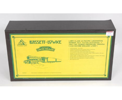Corgi for Bassett Lowke LNER Class A3 Flying Scotsman 1966 two tender preserved version, code 99022 with instructions (NM-BVG