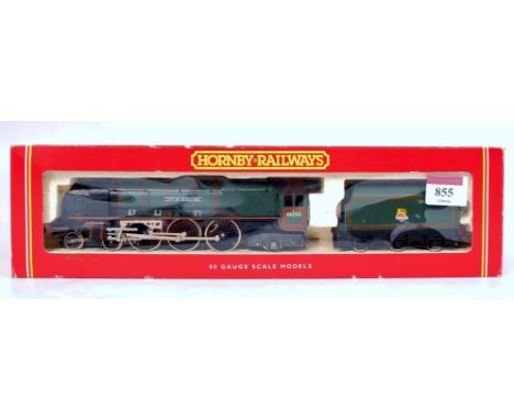 Hornby R2015 a BR green 'City of Hereford' engine and tender (NM-BNM)
