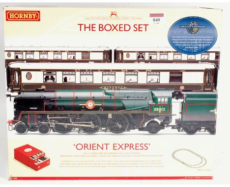 A Hornby R1038 Orient Express, the boxed set containing rebuilt Merchant Navy class engine and tender 'United States Lines' 3