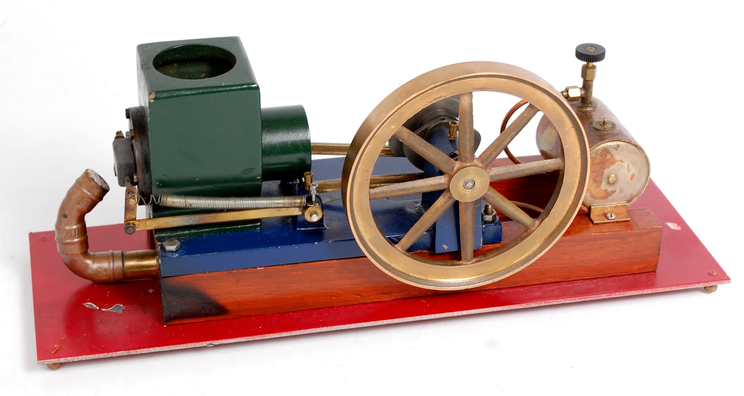 A well engineered Scott Vacuum (Flame Gulper) stationary engine