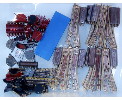 Hornby Dublo 10LH and 10RH electric points, 5 electric uncoupler rails, 10 black, 20 red and 5  red push button switches (G)