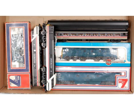 A Hornby R269 Class 91 IC225 4-car set (dummy pantograph) (G), an Airfix Class 31 diesel in BR blue No. 31401 (G,BG), a Lima 