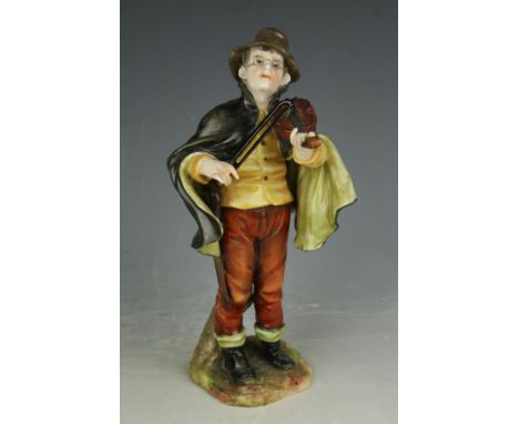 MANUFACTURE: Dresden Volkstedt (GERMANY)NAME: Man with ViolinYEAR: 1900 - 1940CONDITION: one finger was restored.HEIGHT: 6 3/