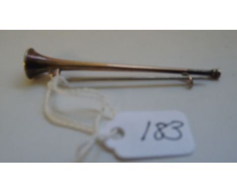 Long 6cm 9ct hunting horn brooch     