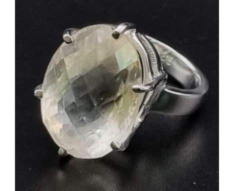 11cts Citrine Gemstone Ring in 925 Silver. 11.93 grams. Size: O 1/2 