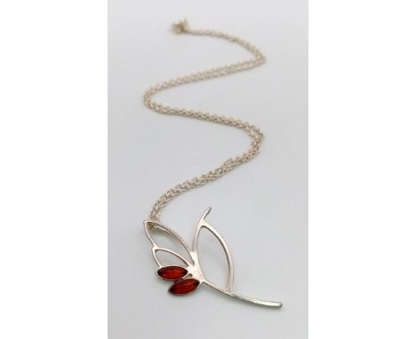 Excellent Condition Vintage Sterling Silver and Amber Floral Style Pendant Necklace. Pendant 4.5cm length, Sterling Silver Ch