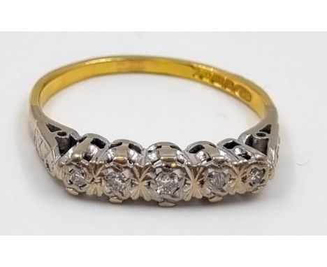 An 18K Yellow Gold Vintage Five-Stone Diamond Ring. 0.10ct. Size P. 3.4g 