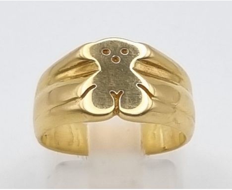 An 18K Yellow Gold Twin Band Ring. Size K. 5g. Ref - 8633. 