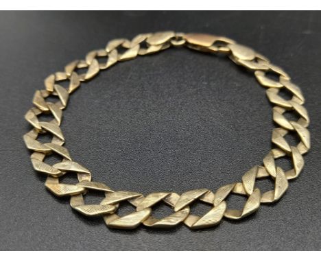 A Vintage 9K Yellow Gold Octagon Linked Bracelet. 16cm.6.67g. Ref - 3289. 