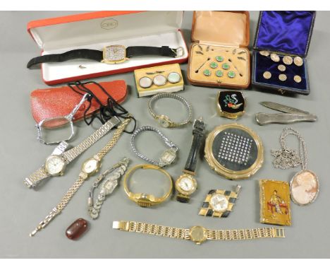 A collection of costume jewellery, to include a cased set of Victorian rolled gold cufflinks and dress studs, a gold plated a