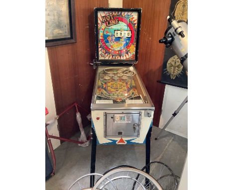 Vintage Williams arcade pinball machine on standCondition report: The pinball machine has passed a PAT test but it currently 