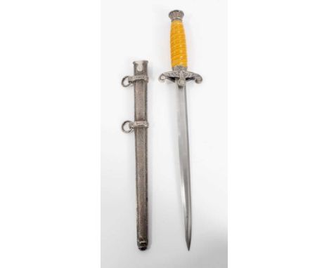 Second World War Nazi Wehrmacht 1935 pattern officers' dress dagger with silver plated pommel and crossguard, plastic grip, p