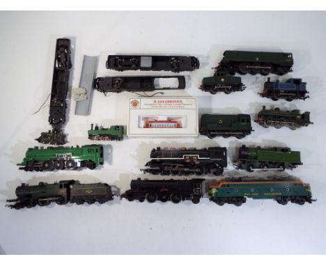 Model Railways - fourteen diesel steam and electric locos predominantly in associated boxes, OO and N gauge, to include Bachm
