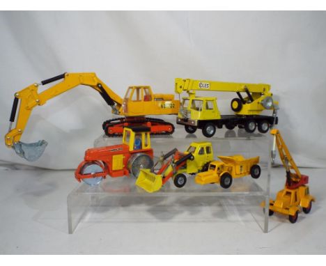 Dinky and Matchbox - six unboxed diecast vehicles in very good to excellent condition, includes Dinky Atlas Excavator, Dinky 