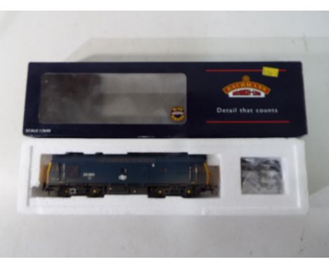 Bachmann - an OO gauge Class 25/2 Diesel locomotive, op no 25083 BR blue weathered, # 32-412 mint in original window box, the