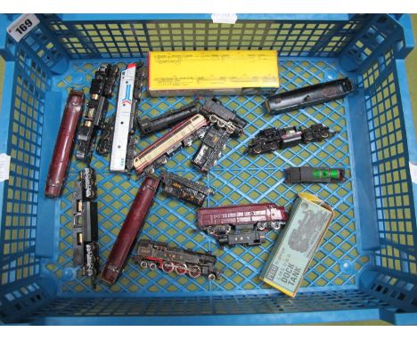 A Quantity of 'N' Gauge Locomotives by Bachmann, life like, Arnold Rapido and other for spares or repair.