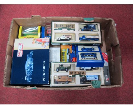 Twenty-One Diecast Commercial Vehicles by Lledo 'Days Gone', Corgi, Matchbox 'Models of Yesteryear', all of differing scale, 