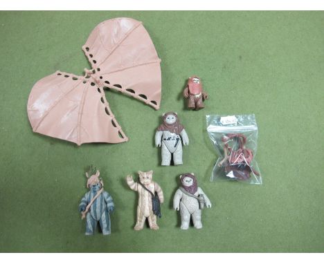 Five Original Star Wars Trilogy / Power of The Force Plastic Ewok Figures, including Warok (last seventeen), Quiver, Hood, Wi