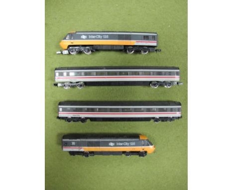 An 'N' Gauge Model Railway 125 Set by Graham Farish, four piece, playworn. 