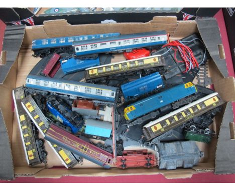 A Quantity of Triang Hornby 'OO' Gauge Rolling Stock and Locomotive, including Triang Hornby #R758  Class 35 Diesel Locomotiv