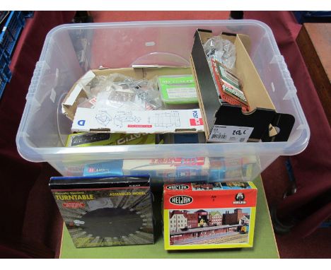 A Quantity of 'OO', 'HO', 'N' Gauge, Plastic Model Railway Kits, by Atlas, Faller, Heljan and other including 'N' scale turnt
