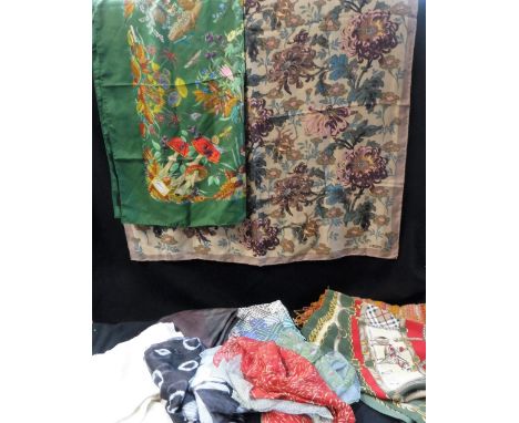 GUCCI & LIBERTY: SILK SCARVES and a collection of similar vintage scarves (a lot)
